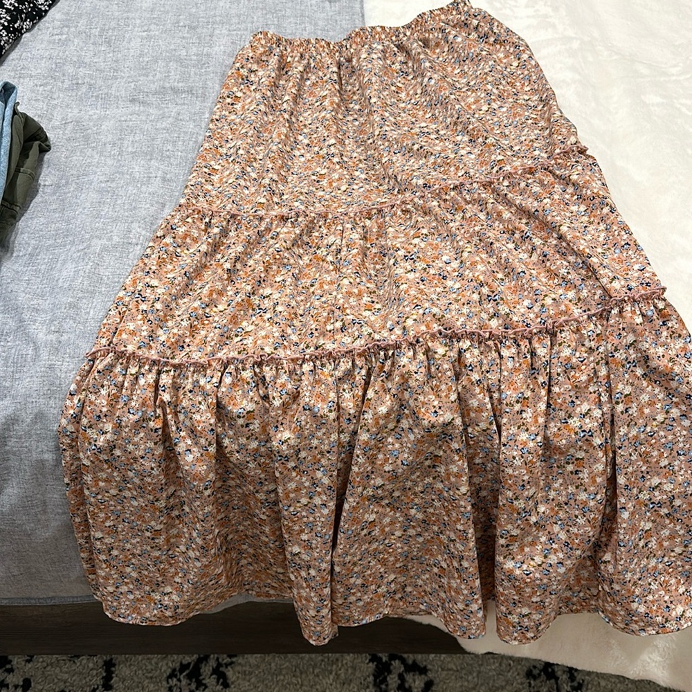 Never worn cupshe floral skirt